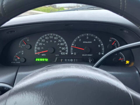 2000 Ford Expedition XLT