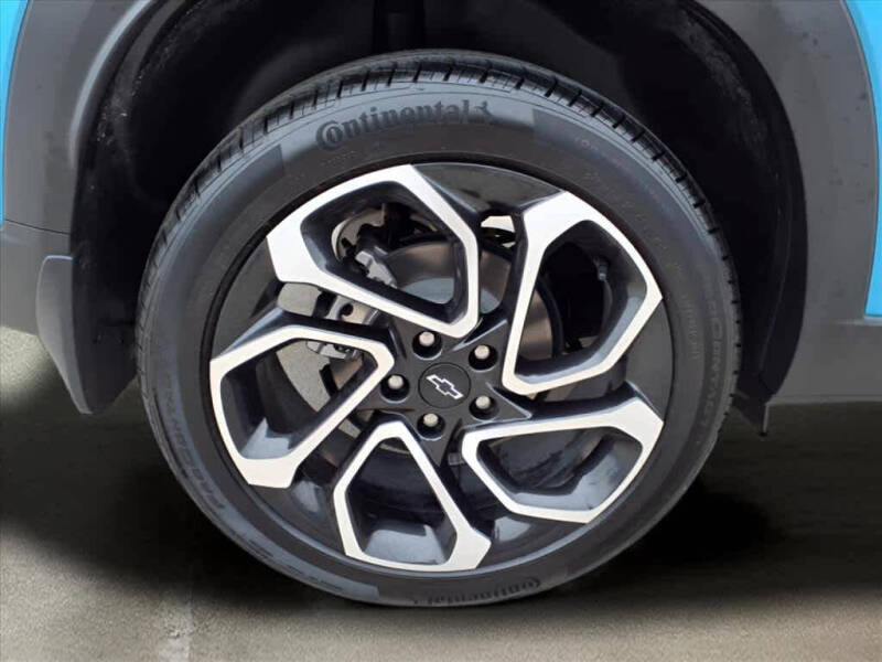 2025 Chevrolet Trax RS