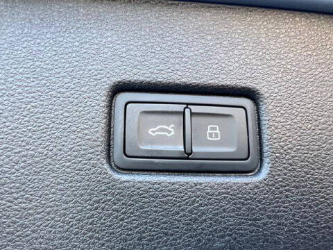 2022 Audi SQ5 Sportback 3.0T quattro Premium