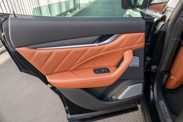 2019 Maserati Levante 35