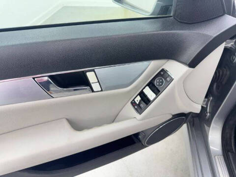 2010 Mercedes-Benz C-Class