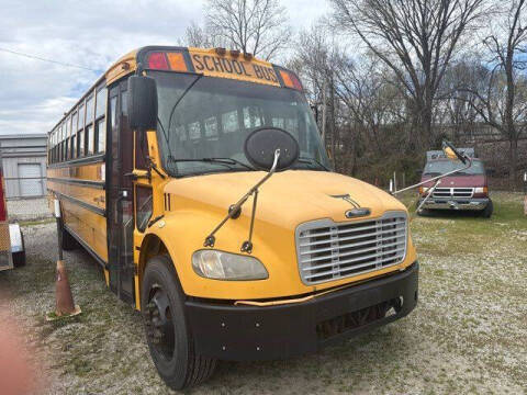 2009 Freightliner B2 Chassis