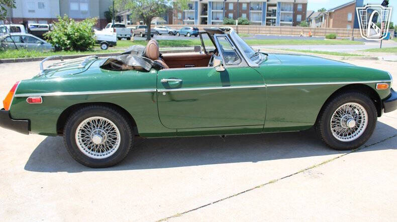 1977 MG B