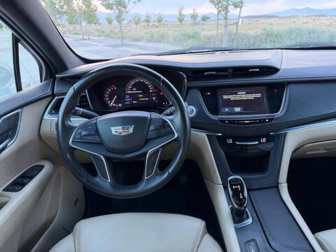 2017 Cadillac XT5