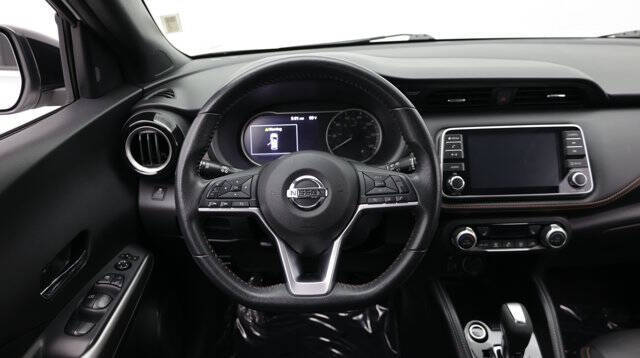 2019 Nissan Kicks SR