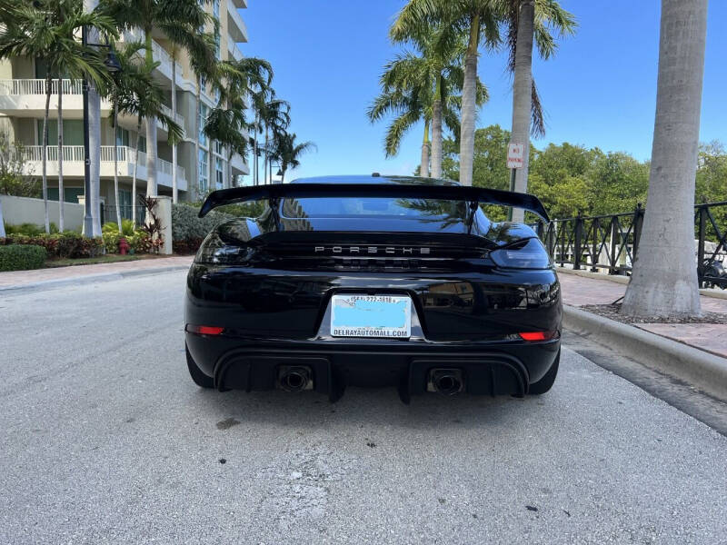 2021 Porsche 718 Cayman GT4