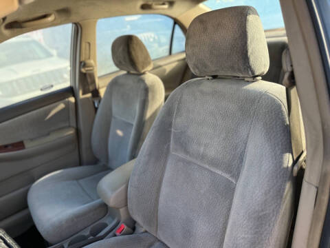 2003 Toyota Corolla LE