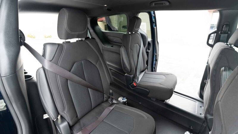 2024 Chrysler Pacifica Touring