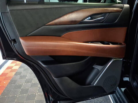 2019 Cadillac Escalade Luxury