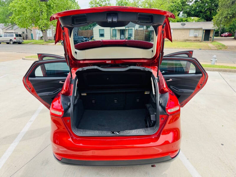 2018 Ford Focus SEL