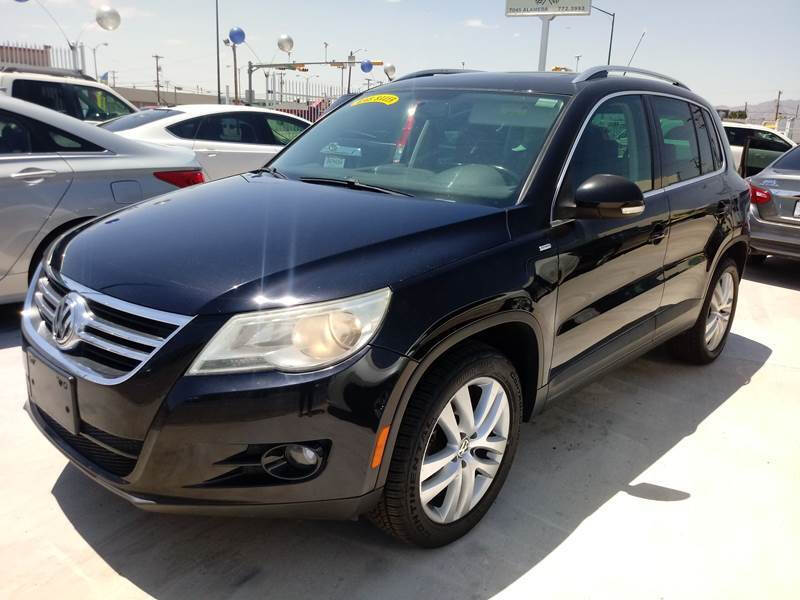 2010 Volkswagen Tiguan for sale at Hugo Motors INC in El Paso TX