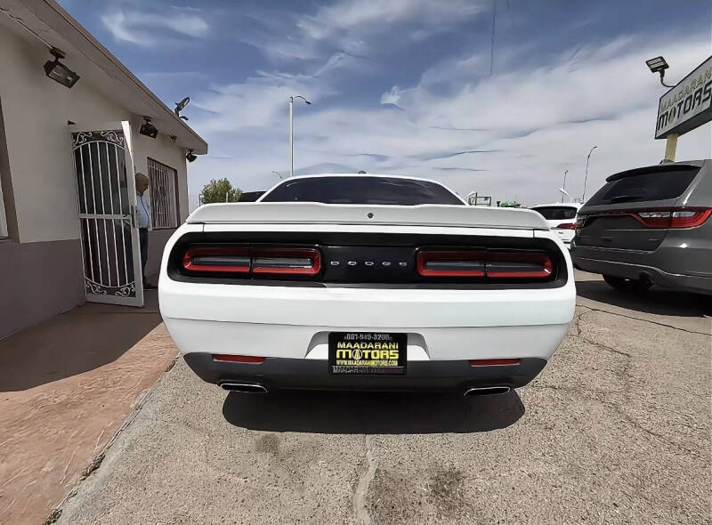 2020 Dodge Challenger SXT