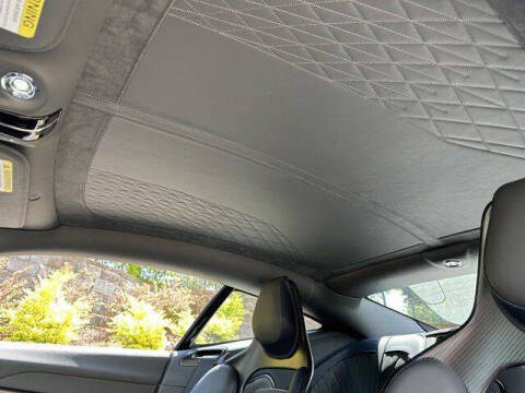 2024 Aston Martin DB12 V8