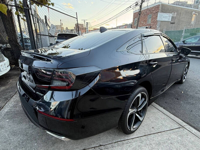 2018 Honda Accord Sport photo 7