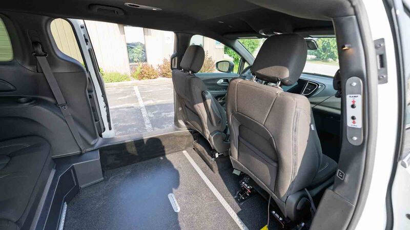 2023 Chrysler Pacifica Touring