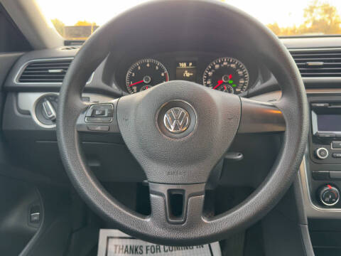 2013 Volkswagen Passat S PZEV