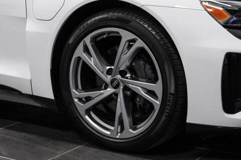 2022 Audi e-tron GT quattro Premium Plus