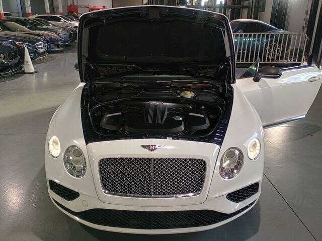 2016 Bentley Continental 25