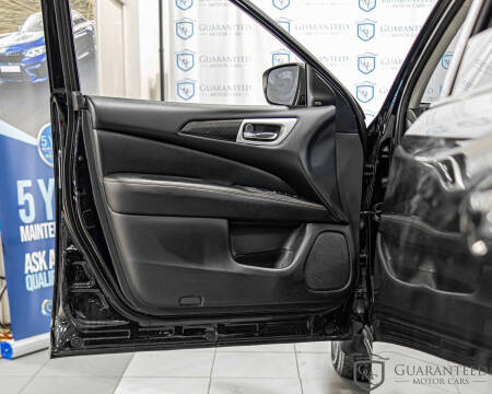 2020 Nissan Pathfinder SV