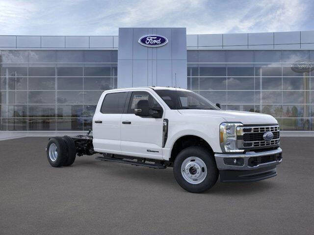2025 Ford F-350 Super Duty XL