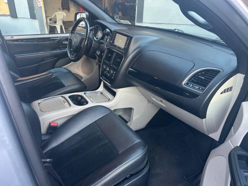 2018 Dodge Grand Caravan SXT