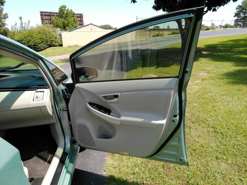 2013 Toyota Prius Three