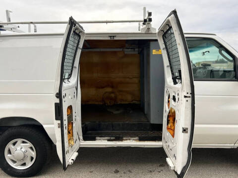 2009 Ford E-Series E-350 SD