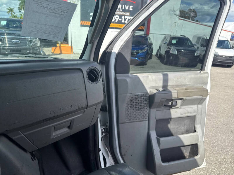 2012 Ford E-Series E-250