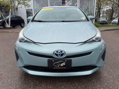 2016 Toyota Prius Two