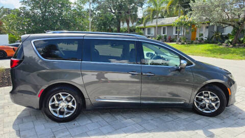 2017 Chrysler Pacifica Limited