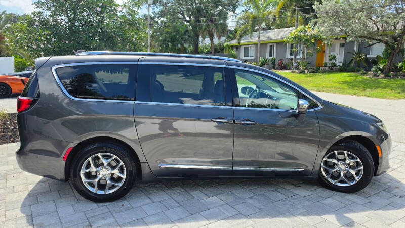 2017 Chrysler Pacifica Limited