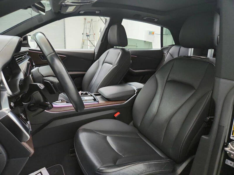 2021 Audi Q8 quattro Prestige 55 TFSI