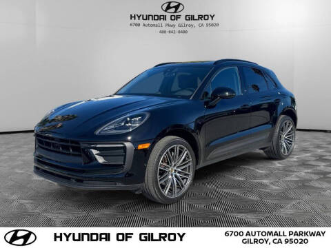 2023 Porsche Macan T