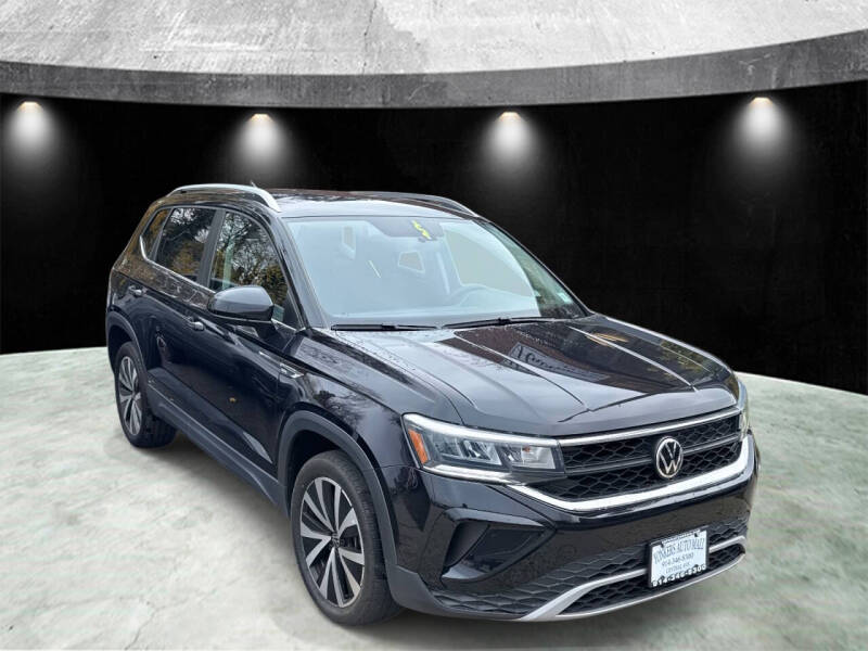 2022 Volkswagen Taos SE 4Motion