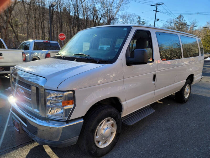 2014 Ford E-Series E-350 SD XLT