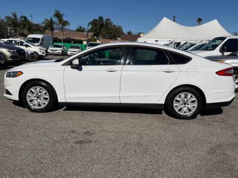 2014 Ford Fusion S