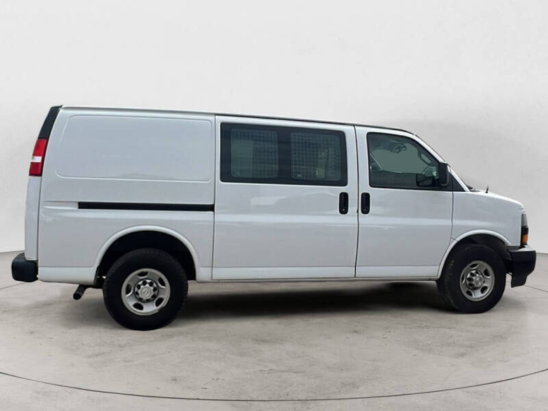 2019 Chevrolet Express 2500