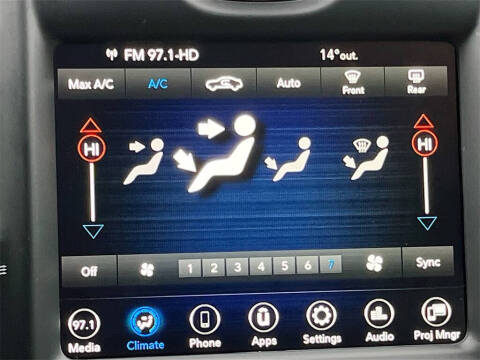 2023 Chrysler 300 Touring