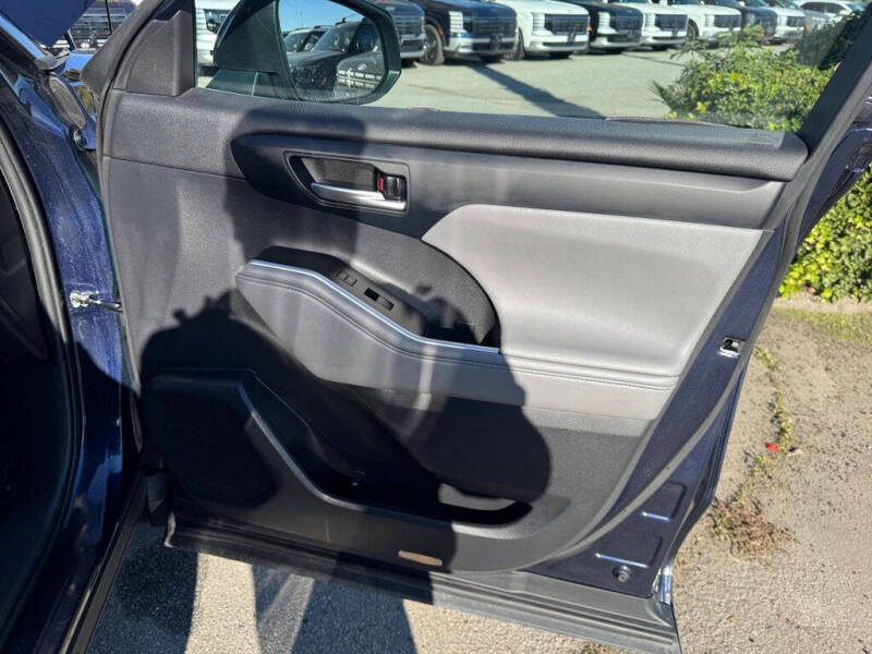 2021 Toyota Highlander Hybrid XLE