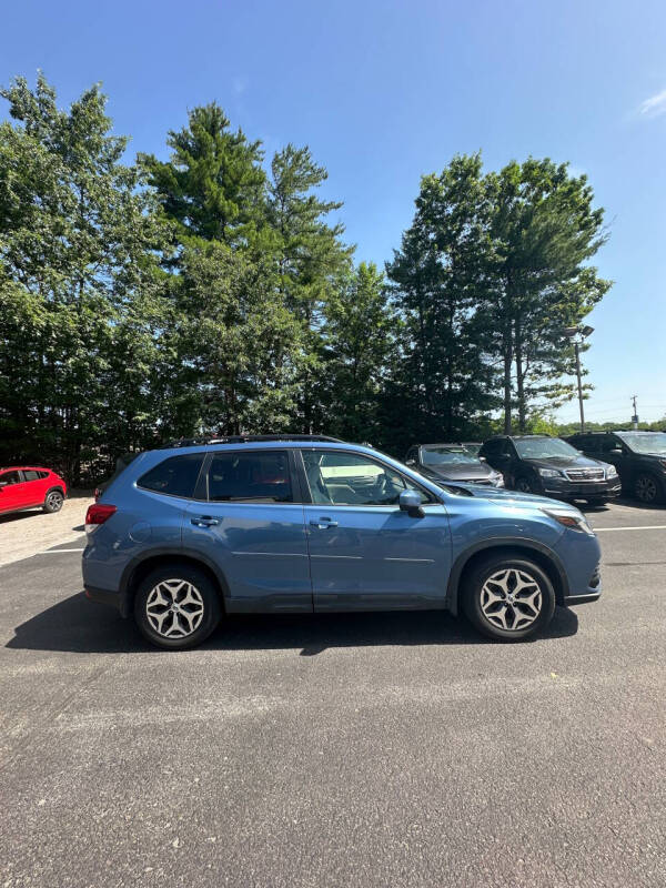 2024 Subaru Forester Premium