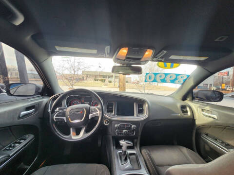 2017 Dodge Charger SXT