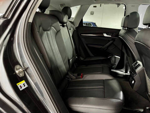 2020 Audi Q5 quattro Premium Plus 45 TFSI