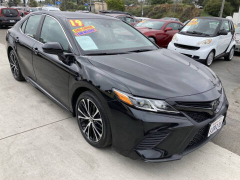 2019 Toyota Camry for sale at 1 NATION AUTO GROUP in Vista CA