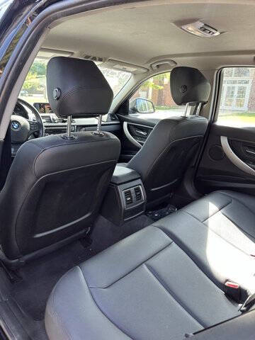 2017 BMW 3 Series 320i