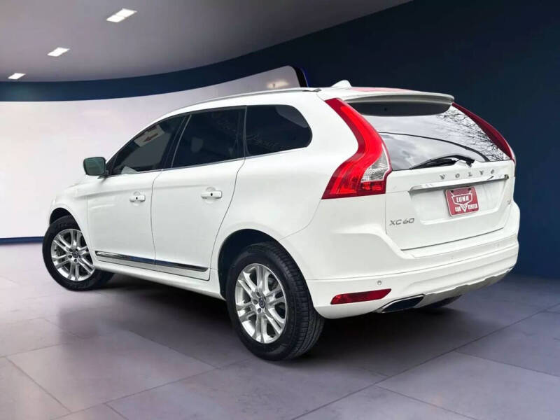 2015 Volvo XC60 T5 Drive-E Premier