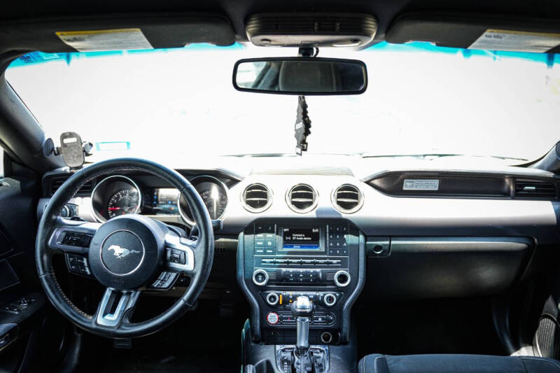 2017 Ford Mustang EcoBoost