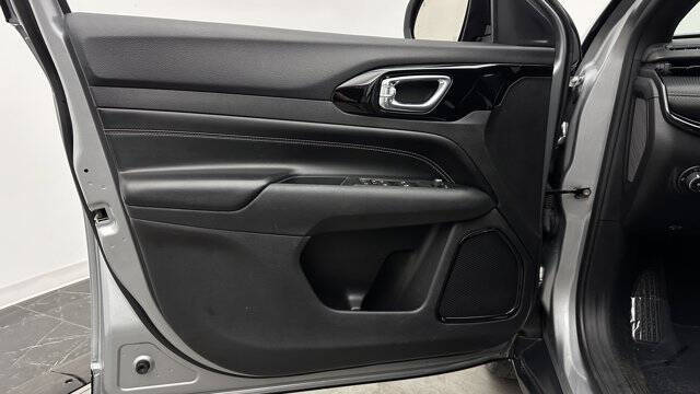 2022 Jeep Compass Altitude