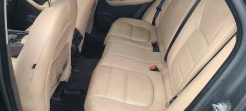 2018 Jaguar F-PACE 25t Prestige