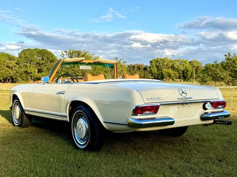 1969 Mercedes-Benz 280-Class