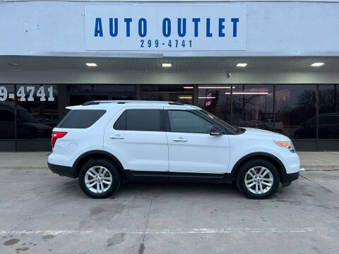 2014 Ford Explorer for sale at Auto Outlet in Des Moines IA